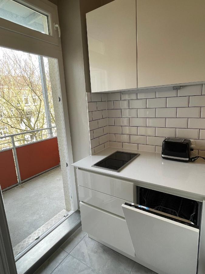 Apartament Altbaucharme Deluxe Mit Balkon In Zentraler Lage Kilonia Zewnętrze zdjęcie