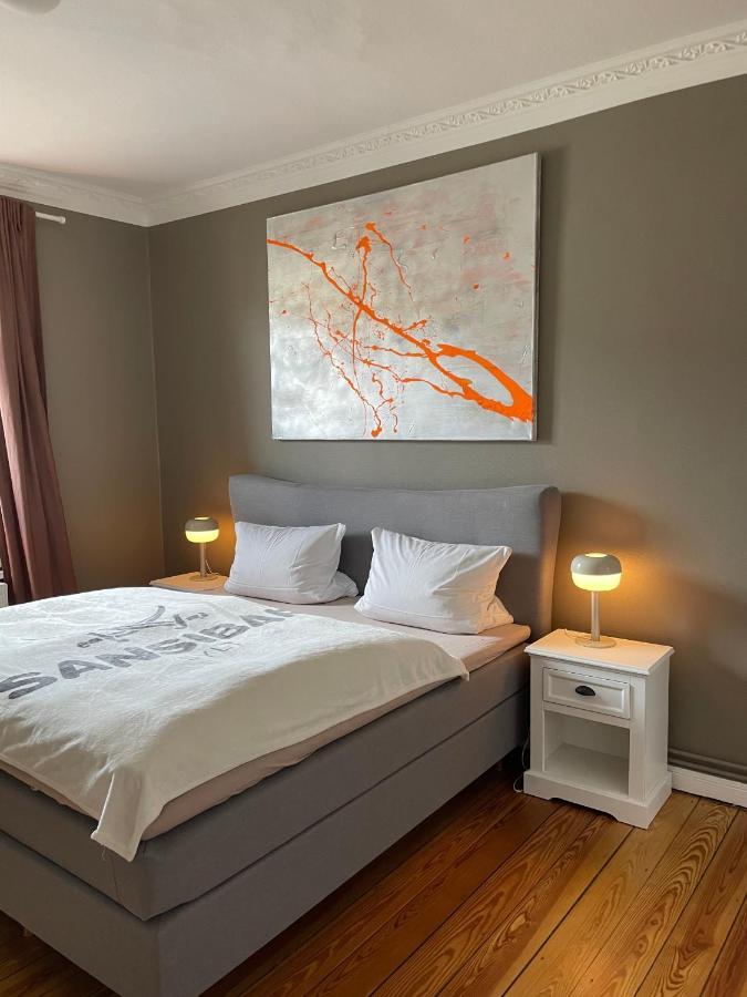 Apartament Altbaucharme Deluxe Mit Balkon In Zentraler Lage Kilonia Zewnętrze zdjęcie